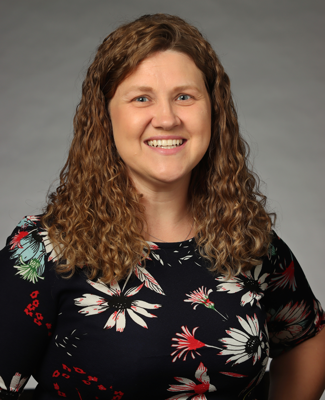 Ashley Faulkner Headshot